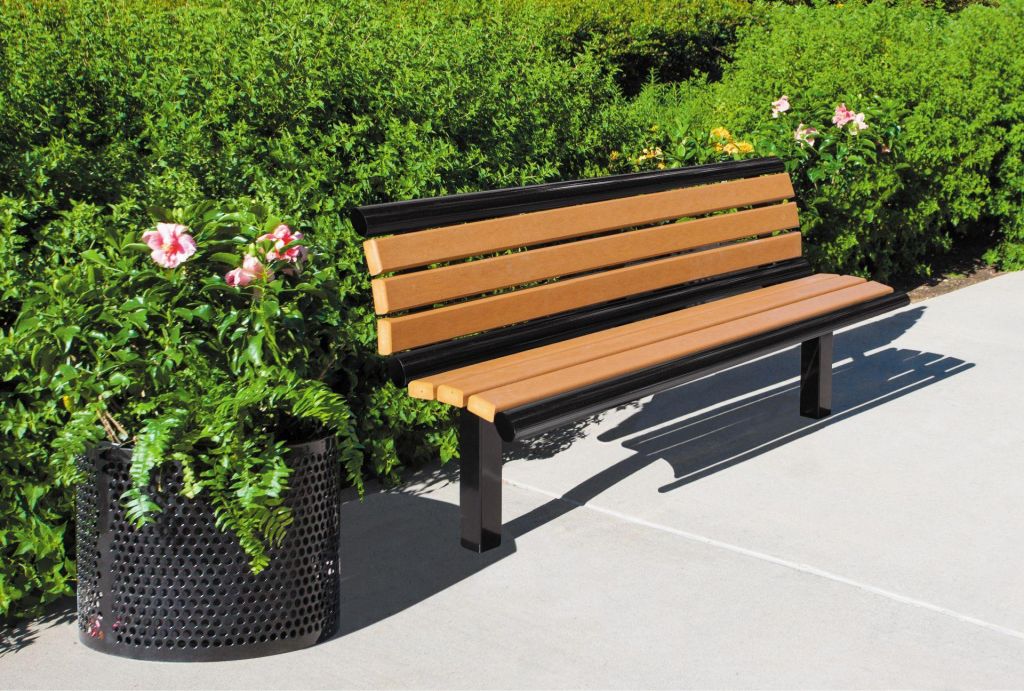 61s cdr6 richmond bench lifestyle1 183d17ce614a305ef7e14498bef98c4b