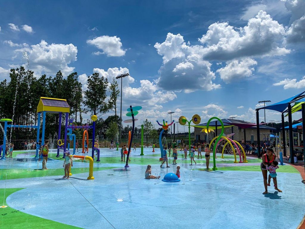 Hoover splash pad 183d17ce614a305ef7e14498bef98c4b