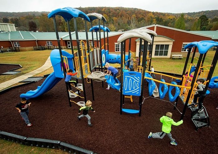 Industry solutions image for schools 183d17ce614a305ef7e14498bef98c4b 1