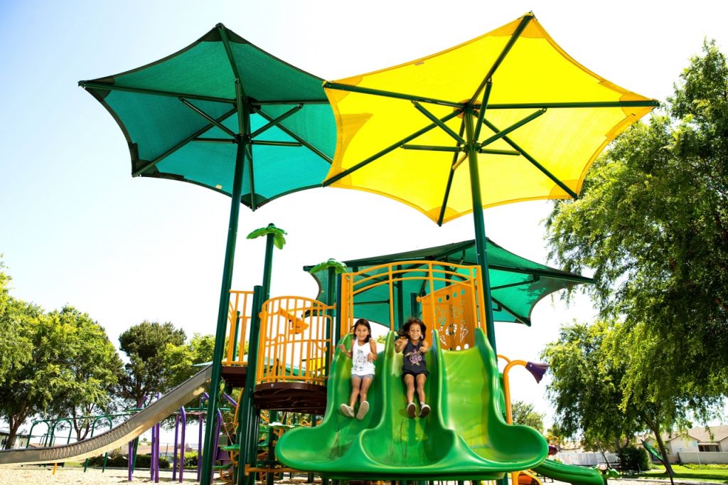 Integrated playground shade 183d17ce614a305ef7e14498bef98c4b 1