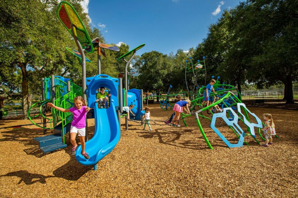 Playground spring time 221013 125149 183d17ce614a305ef7e14498bef98c4b