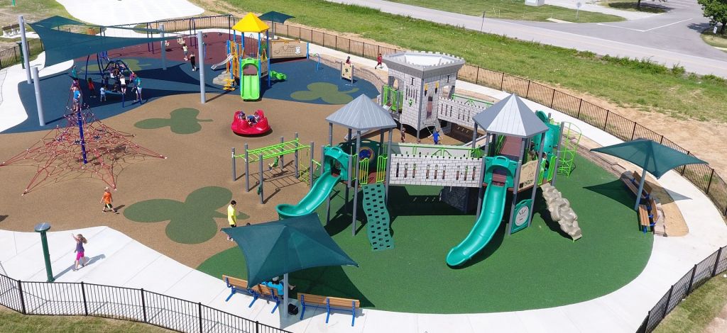 Playground with shade benches 231023 143656 183d17ce614a305ef7e14498bef98c4b 1