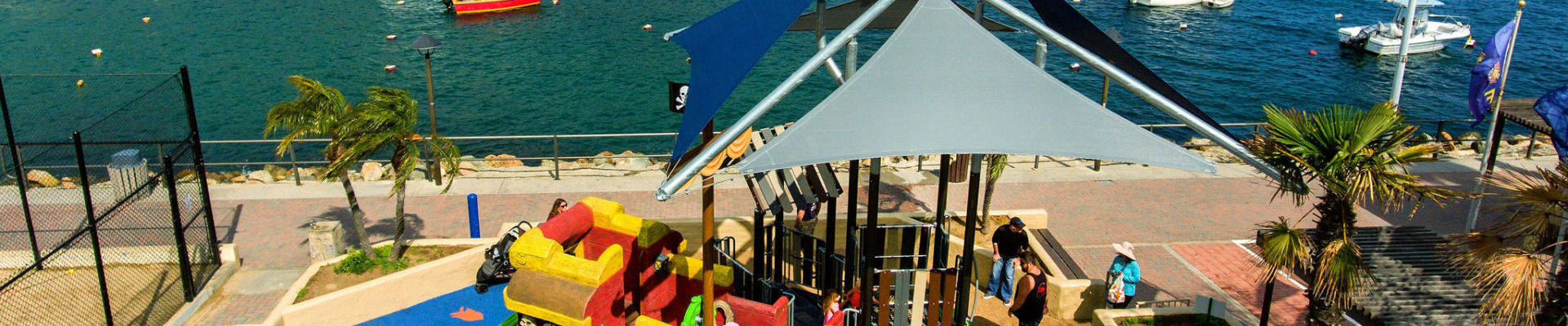 Shade vertical image 925 1572370324