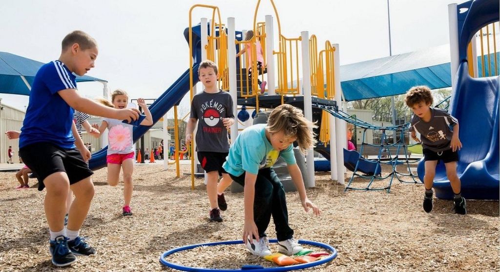Why are school playgrounds important for students 183d17ce614a305ef7e14498bef98c4b